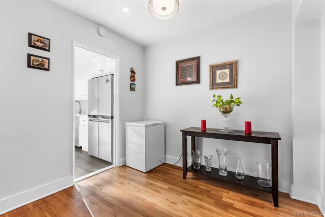 $399,000 | 525 West 235th Street, Unit 7E | Central Riverdale