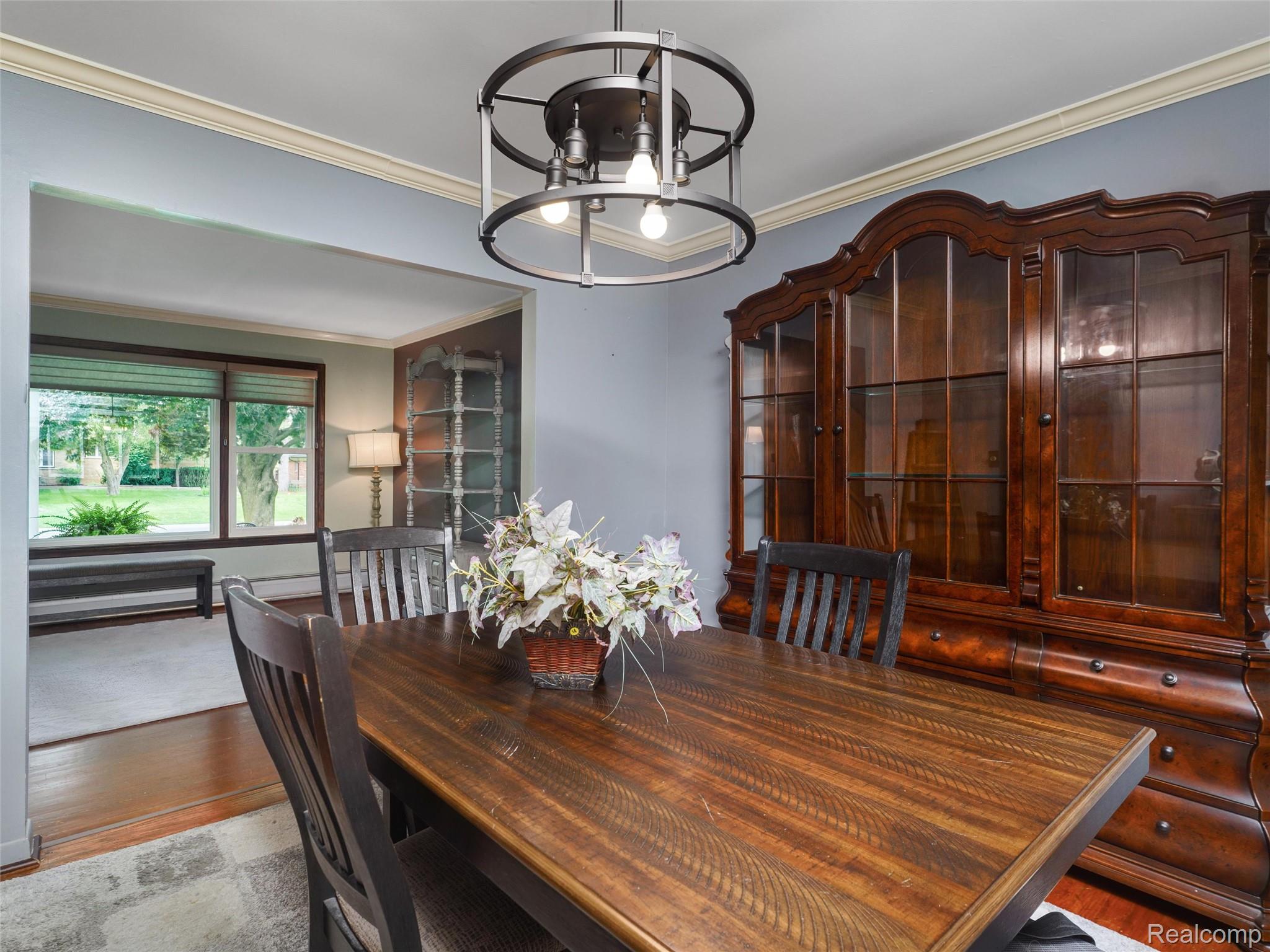 2143 Avoncrest Drive Rochester, MI 48309 - Photo 11 of 44 Dining Room