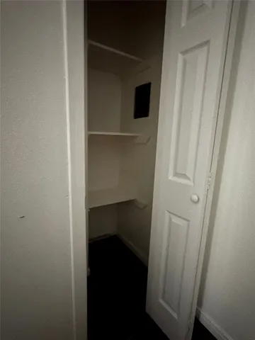 $1,300 | 516 Holiday Drive, Unit 48, Galveston, TX 77550