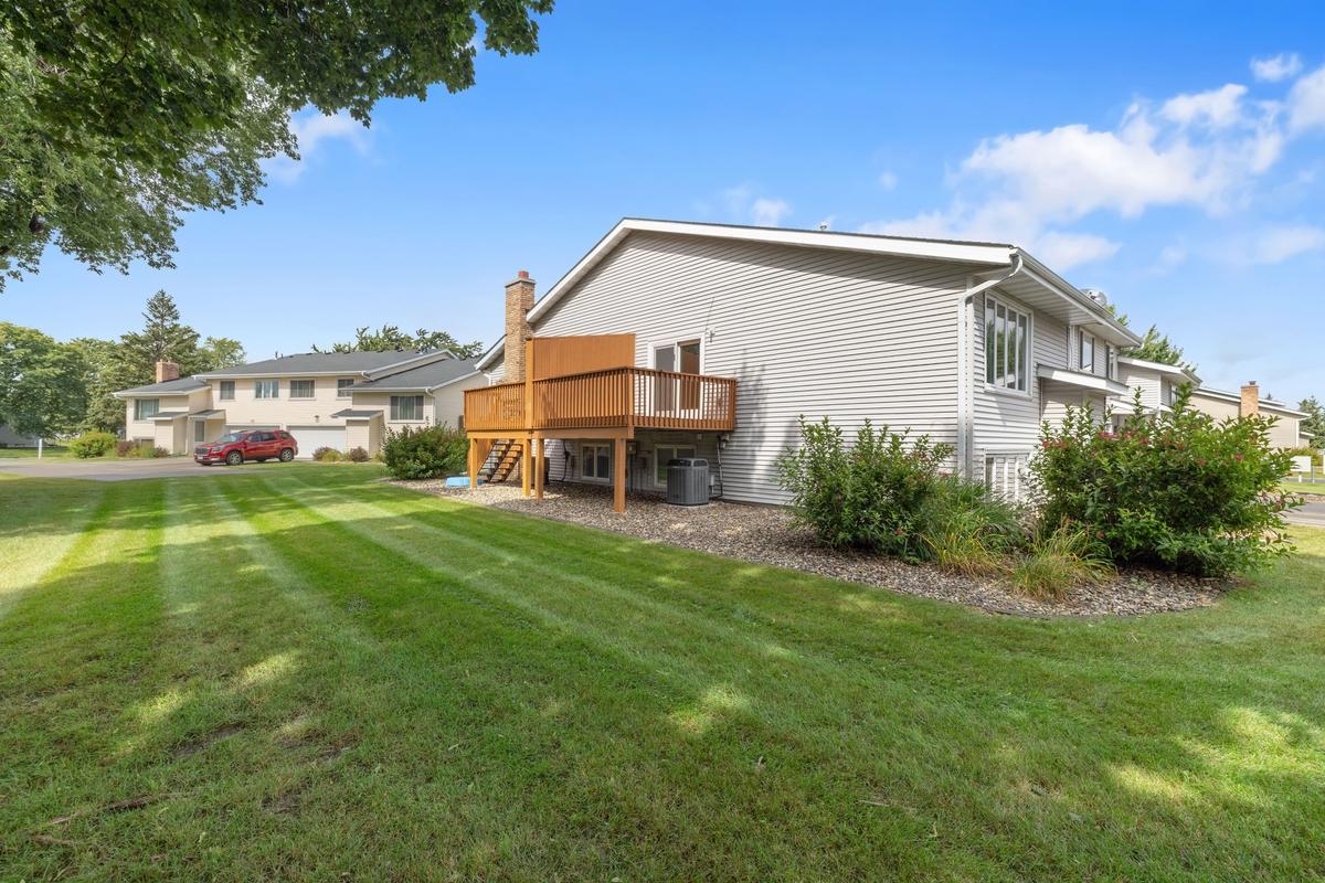 6744 Foliage Court Rosemount, MN 55068 - Photo 2 of 23