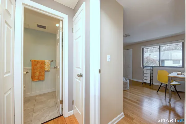 $250,000 | 55 Dowd Avenue, Unit 22, Canton, CT 06019