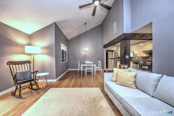 $250,000 | 55 Dowd Avenue, Unit 22, Canton, CT 06019