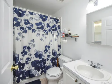 $995,000 | 14 Hillcrest Street, Huntington, NY 11743