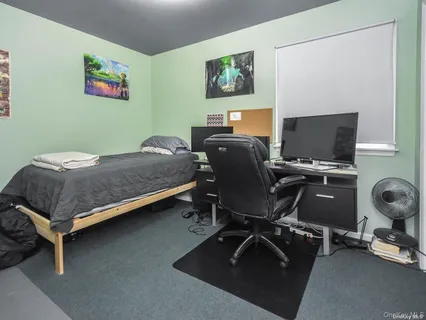 $995,000 | 14 Hillcrest Street, Huntington, NY 11743