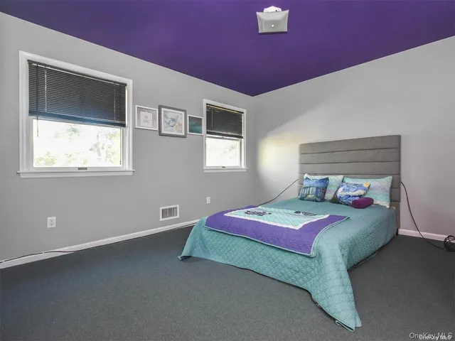 $995,000 | 14 Hillcrest Street, Huntington, NY 11743