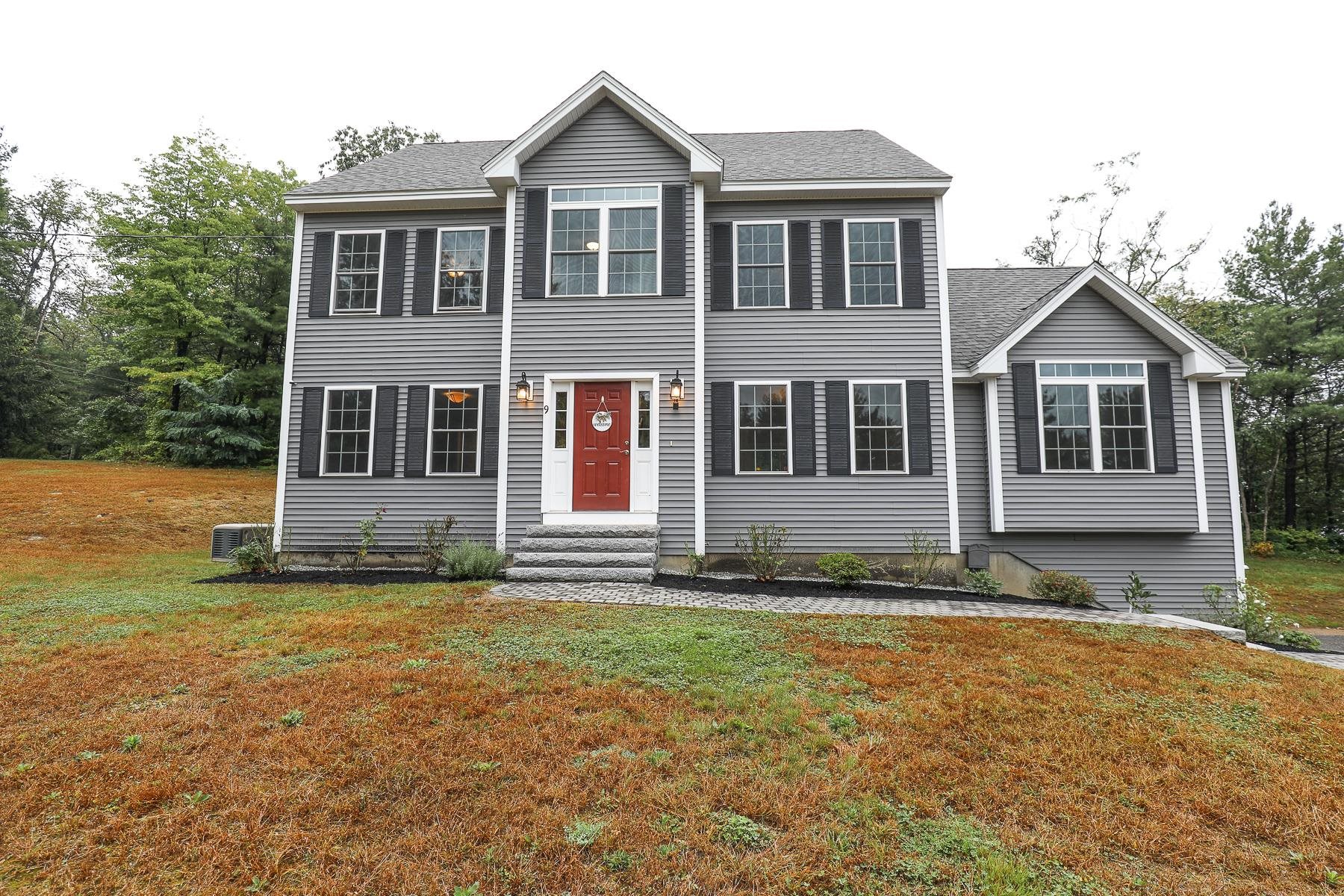 9 Powder House Road Sandown, NH 03873 - Photo 2 of 40