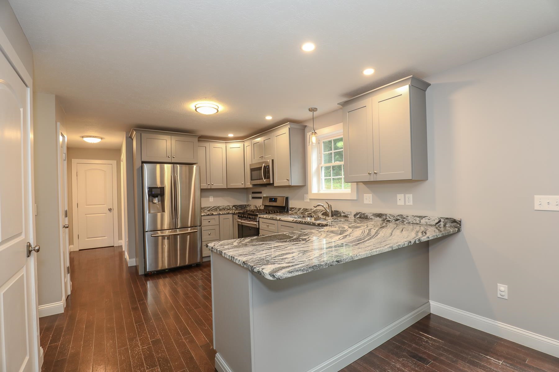 9 Powder House Road Sandown, NH 03873 - Photo 15 of 40
