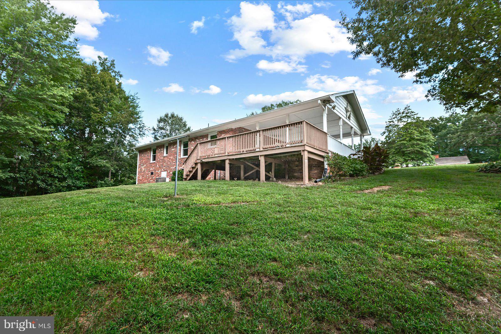 14433 Devils Three Jump Road Milford, VA 22514 - Photo 29 of 34 Back and side