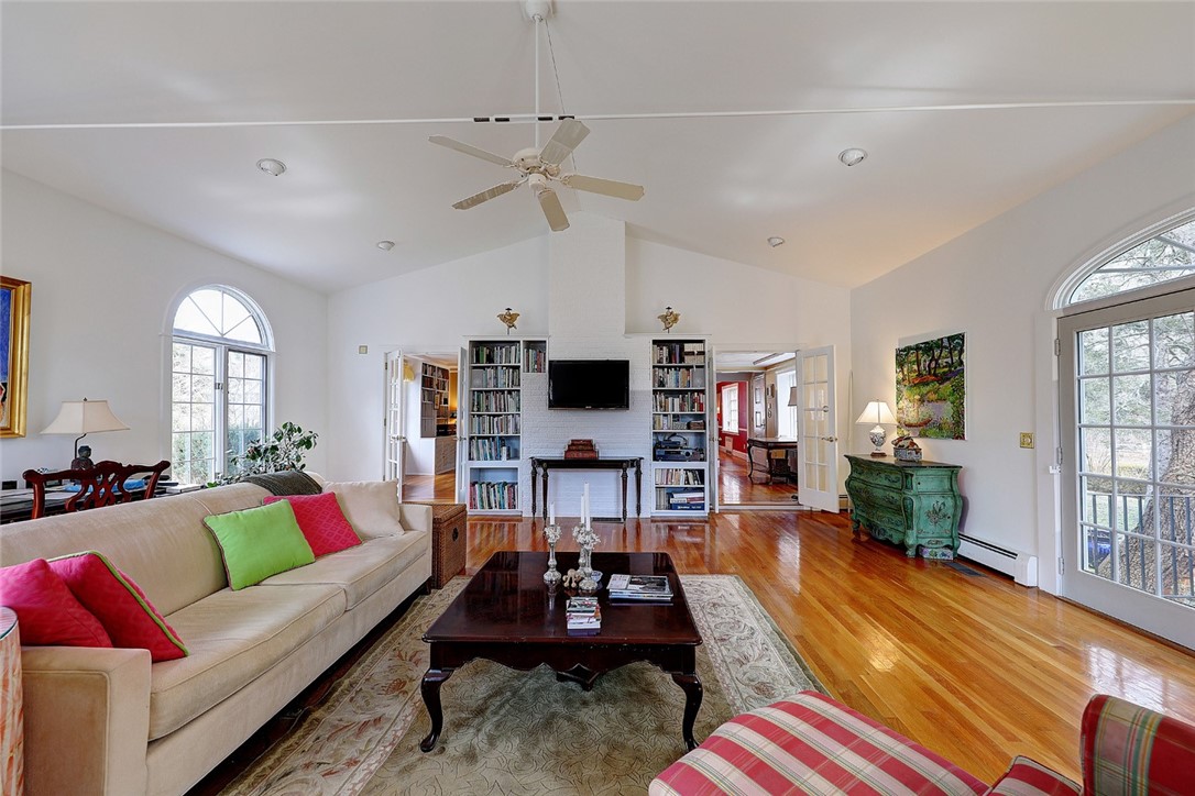 488 New Meadow Road Barrington, RI 02806 - Photo 7 of 30 Gallery Image 7