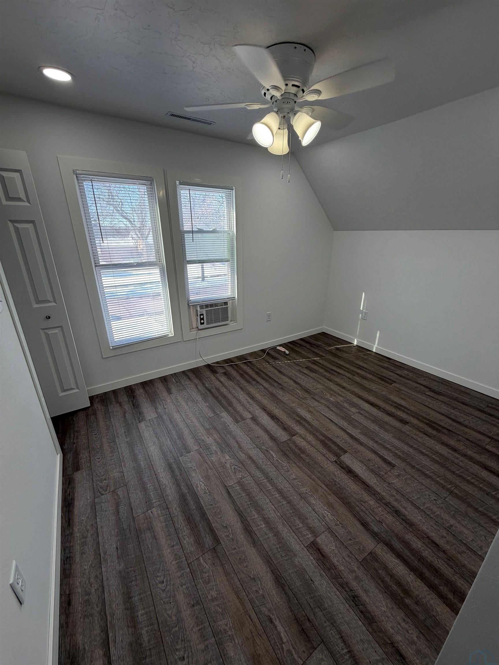 809 6th Street Sheldon, IA 51201 - Photo 12 of 16 Gallery Image 12