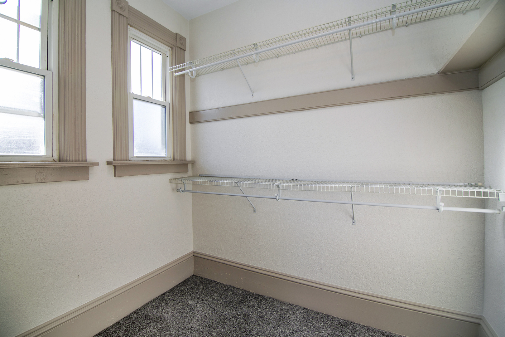 505 South Indiana Avenue Kankakee, IL 60901 - Photo 28 of 32 a view of walk in closet with window