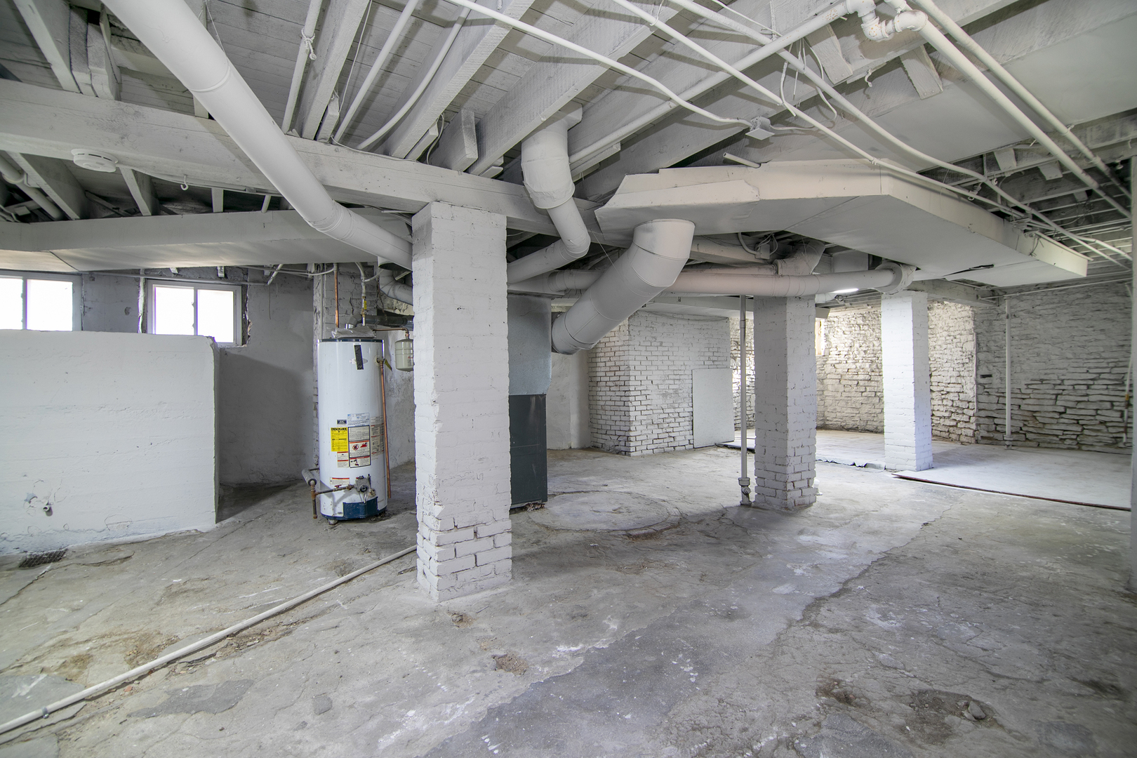 505 South Indiana Avenue Kankakee, IL 60901 - Photo 30 of 32 a view of an empty room