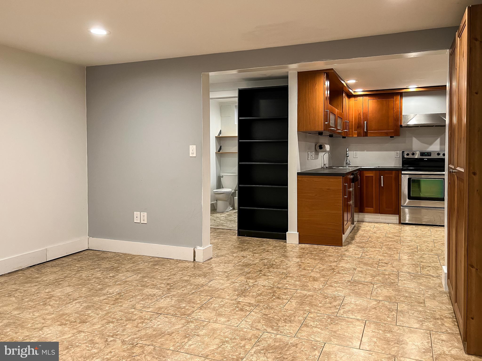 3018 Parkway Cheverly, MD 20785 - Photo 15 of 24