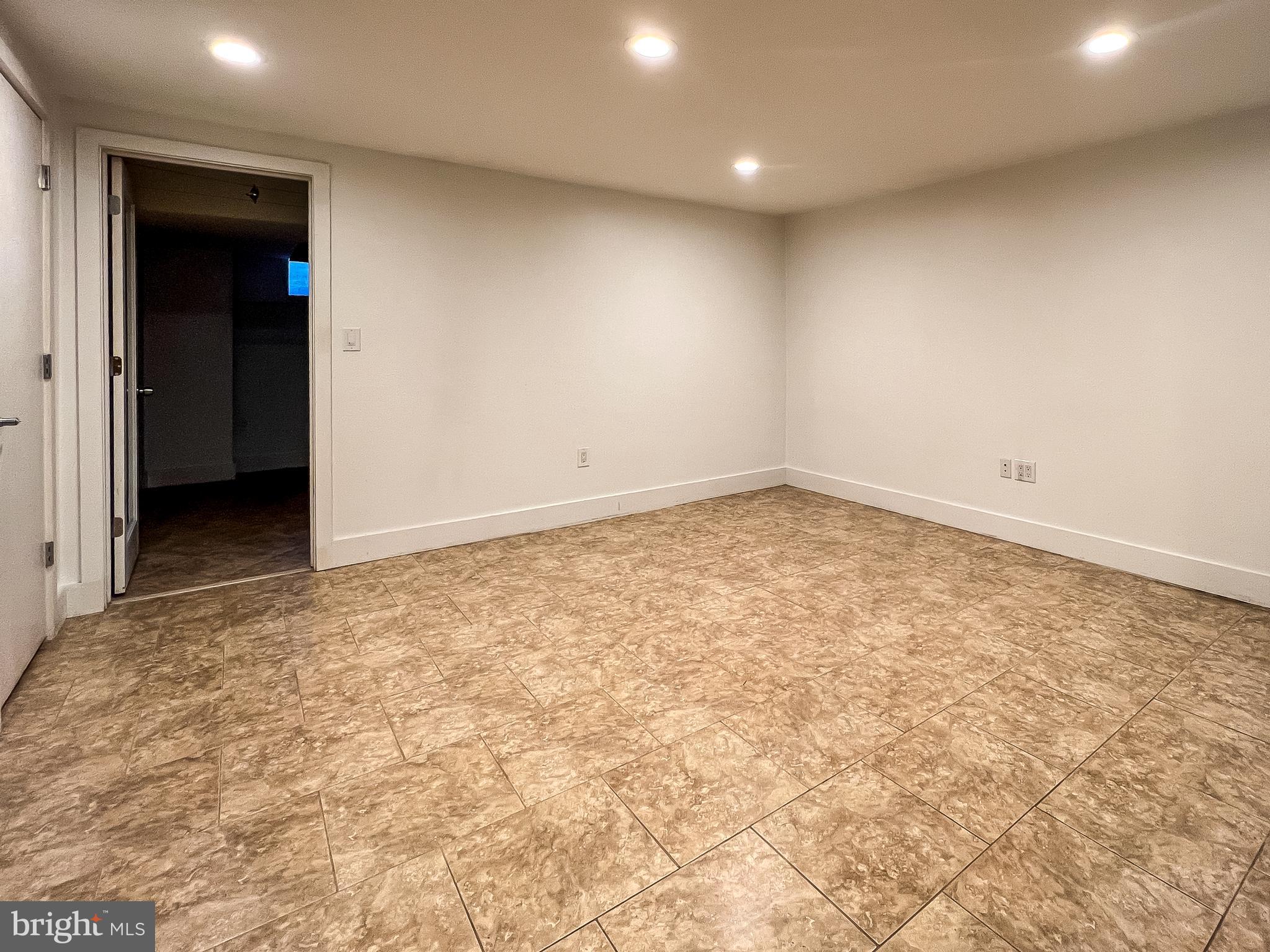 3018 Parkway Cheverly, MD 20785 - Photo 16 of 24