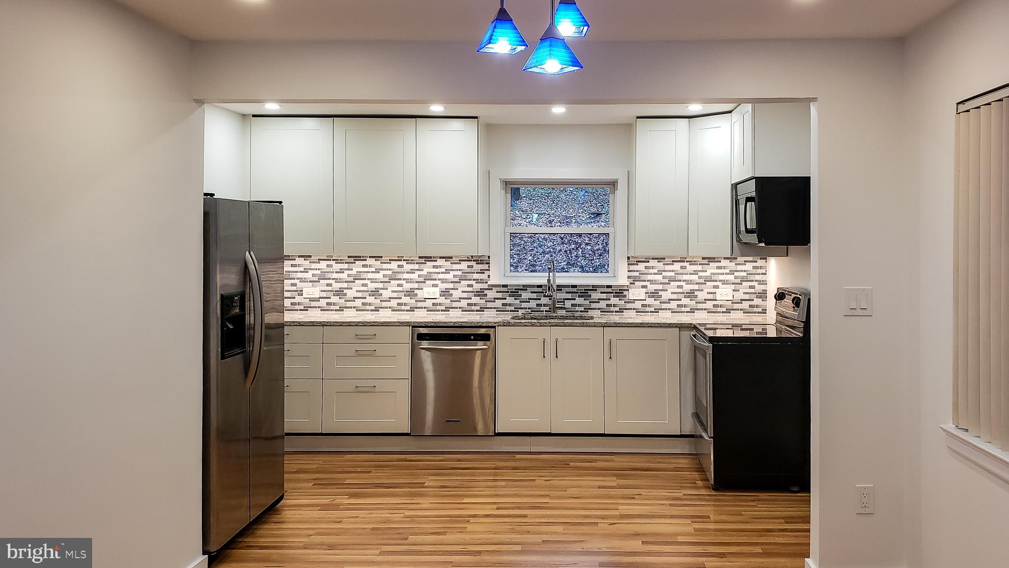 3018 Parkway Cheverly, MD 20785 - Photo 7 of 24