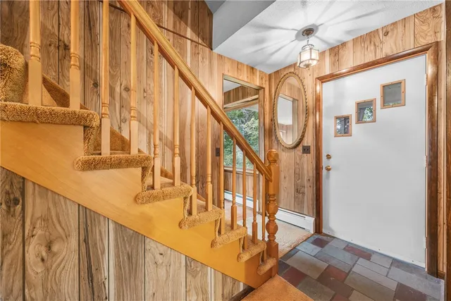 $299,900 | 1060 Highway 364, Middlesex, NY 14507