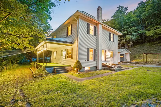 $299,900 | 1060 Highway 364, Middlesex, NY 14507