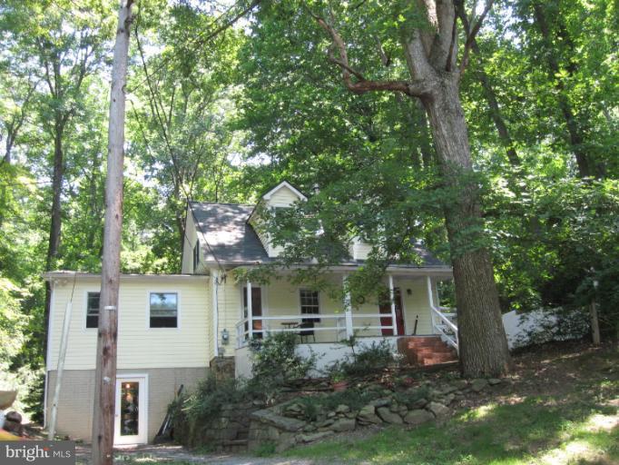 21200 Hibbs Bridge Road Middleburg, VA 20117 - Photo 3 of 26 Exterior (Front)