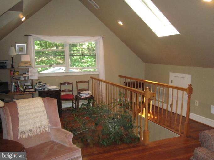 21200 Hibbs Bridge Road Middleburg, VA 20117 - Photo 24 of 26 Living Room