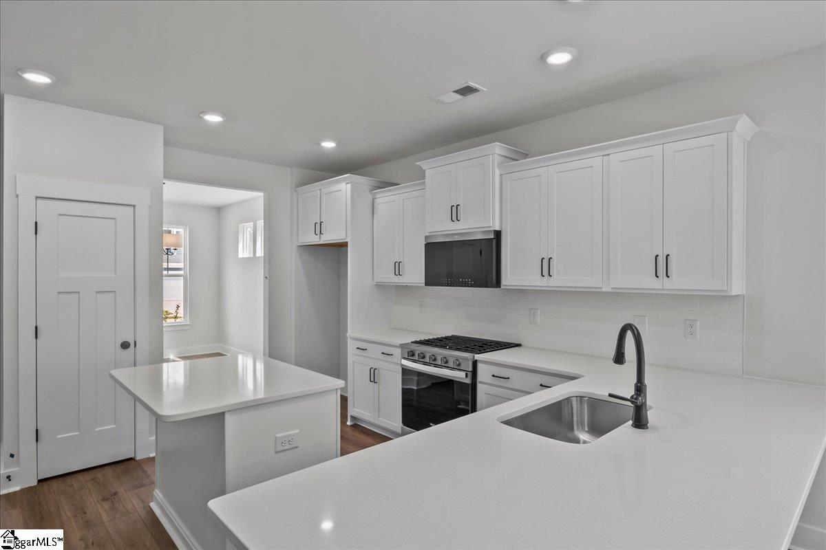 117 Beaverdam Creek Drive Anderson, SC 29621 - Photo 8 of 41