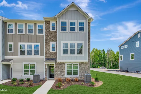$475,965 | 2927 Richardson Road, Unit 481, Apex, NC 27502