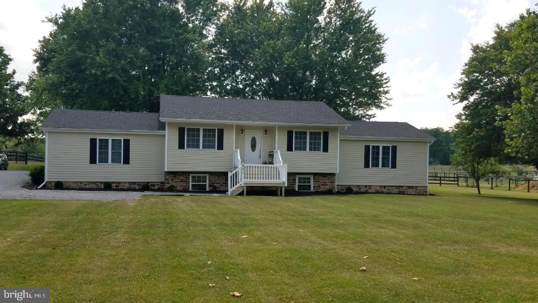 401 Green Spring Road Winchester, VA 22603 - Photo 1 of 60 Welcome to 401 Green Spring Farmette