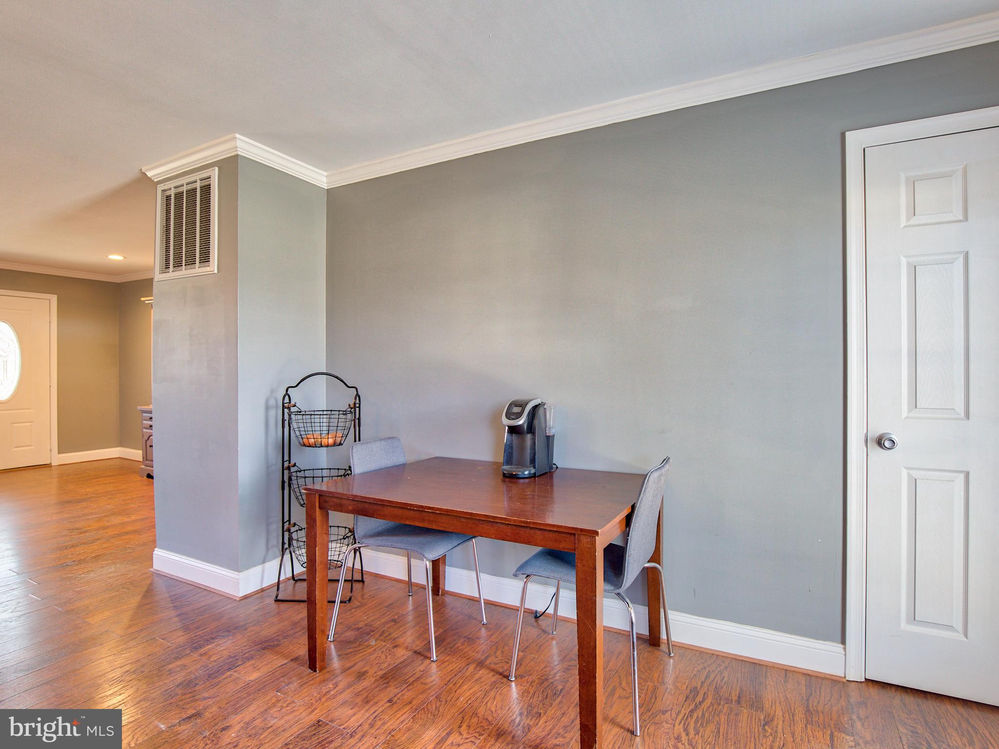 401 Green Spring Road Winchester, VA 22603 - Photo 20 of 60 Eat in the kitchen with large storage pantry to R