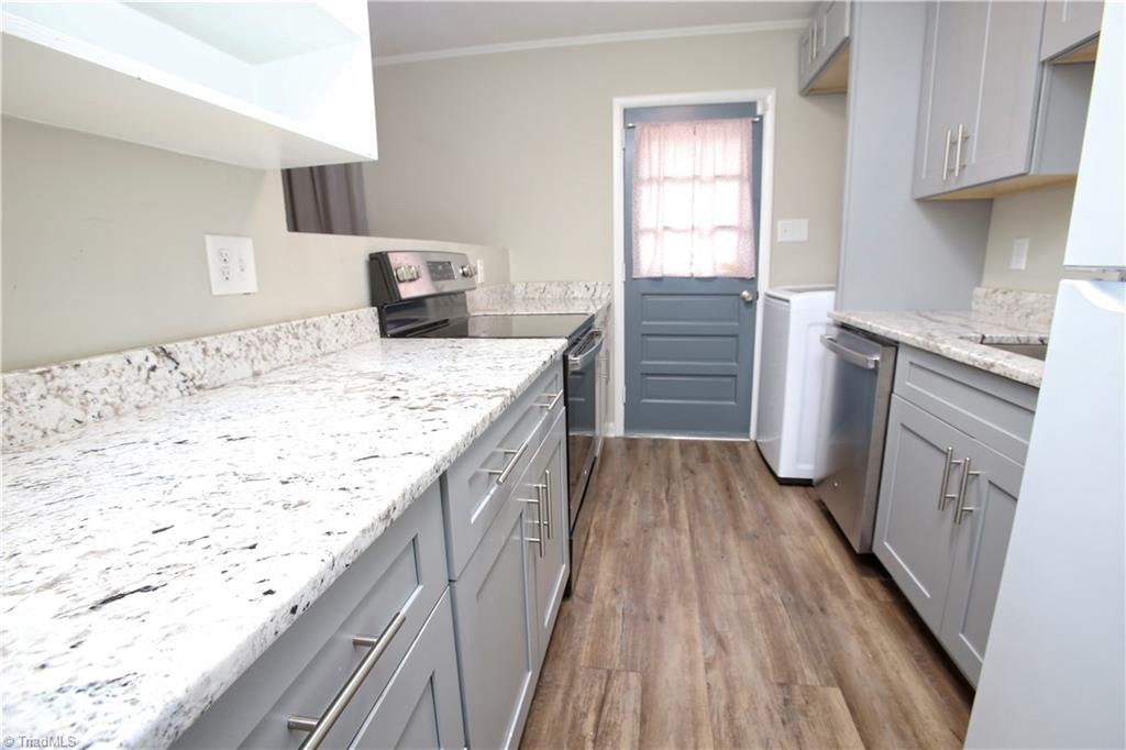 3205 London Road Greensboro, NC 27405 - Photo 6 of 17