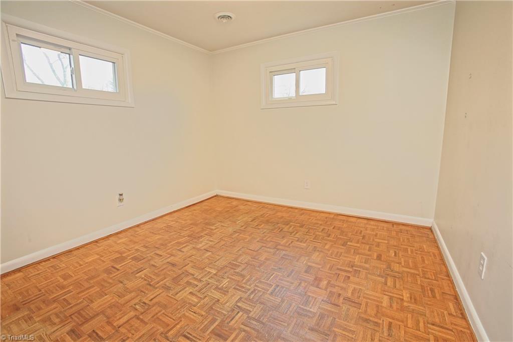 3205 London Road Greensboro, NC 27405 - Photo 8 of 17