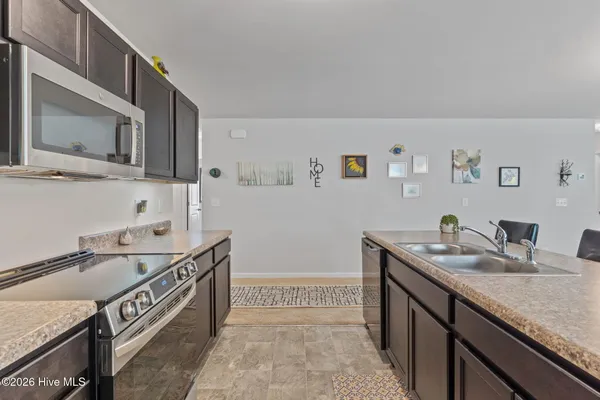 $325,000 | 1730 East Coronado Avenue Southeast, Bolivia, NC 28422