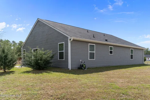 $325,000 | 1730 East Coronado Avenue Southeast, Bolivia, NC 28422
