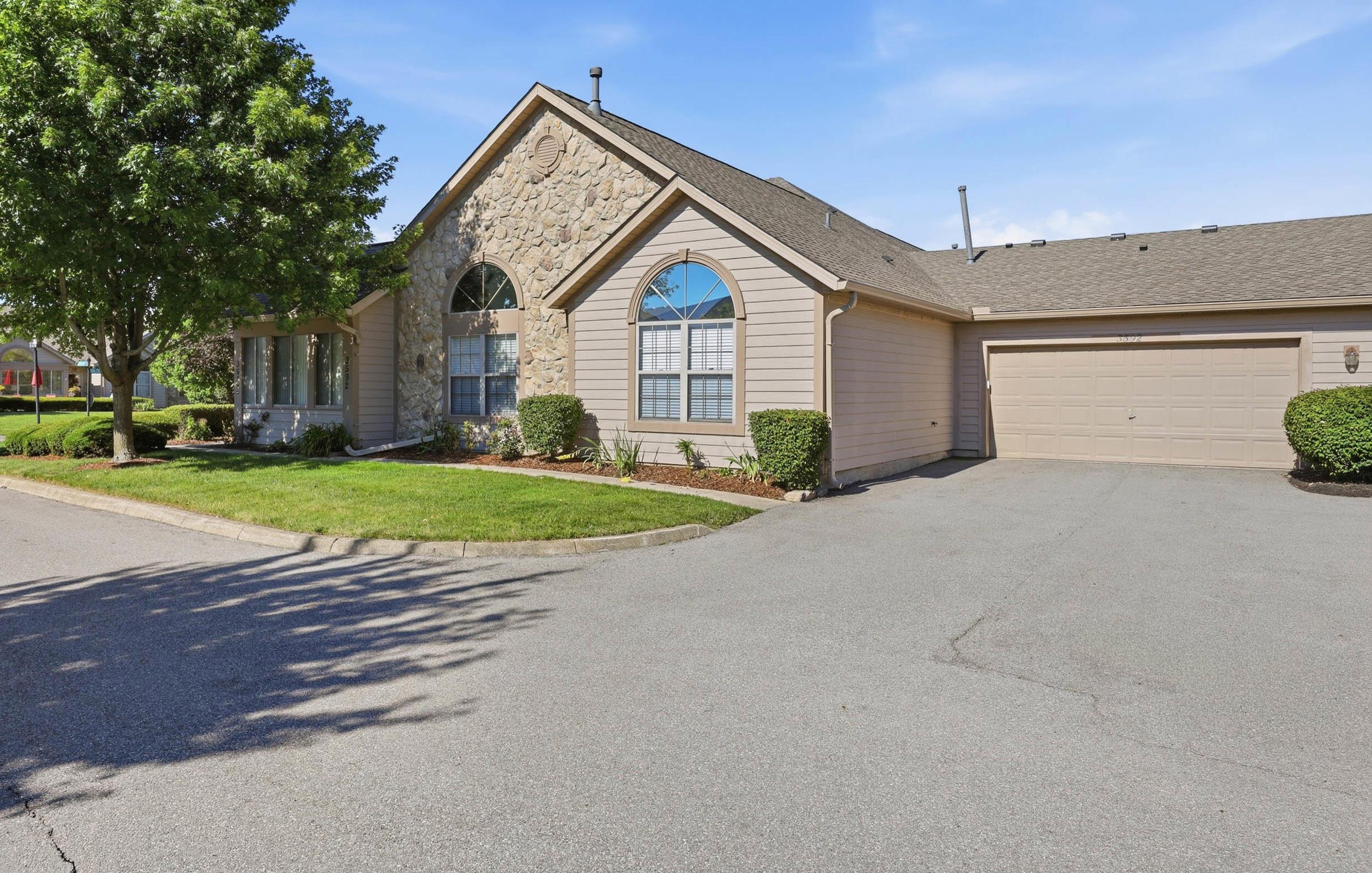 3592 Stoneway Point Powell, OH 43065 - Photo 3 of 33