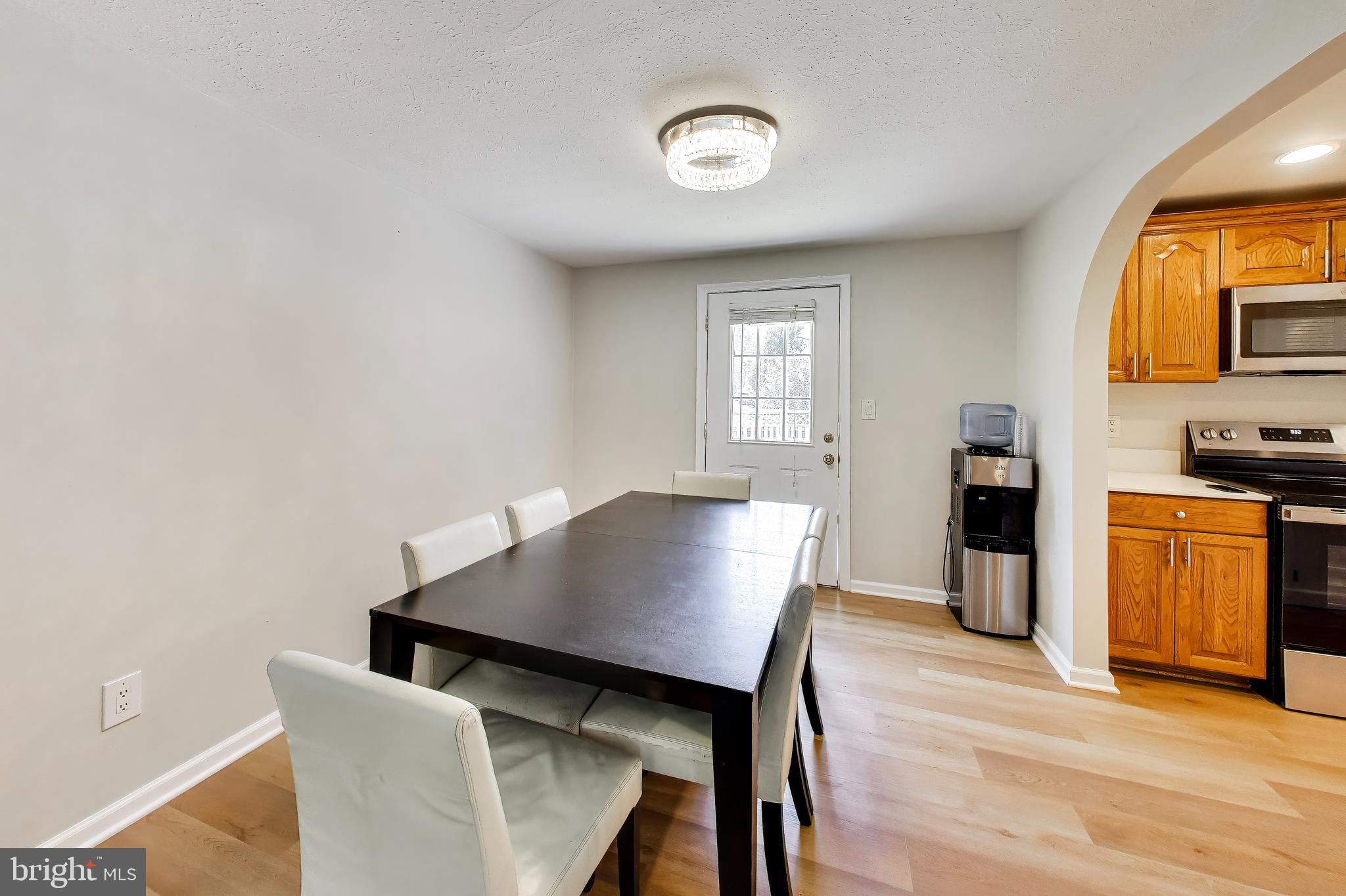 9152 Burke Road Burke, VA 22015 - Photo 7 of 35 Gallery Image 7