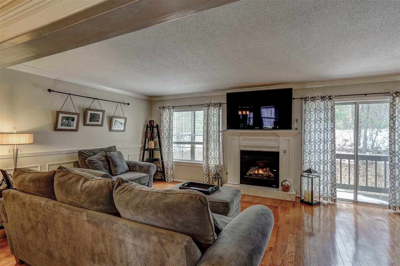 36 Middlesex Road Merrimack, NH 03054 - Photo 3 of 39