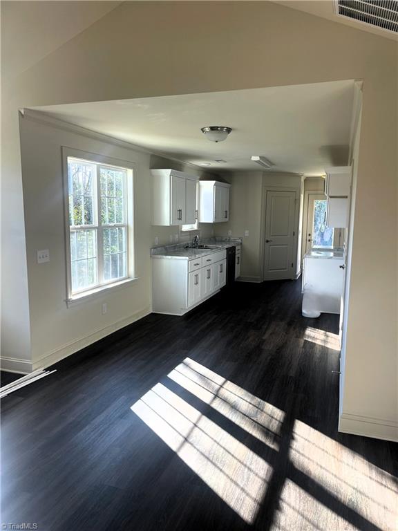 526 Whiteoak Street High Point, NC 27260 - Photo 11 of 24