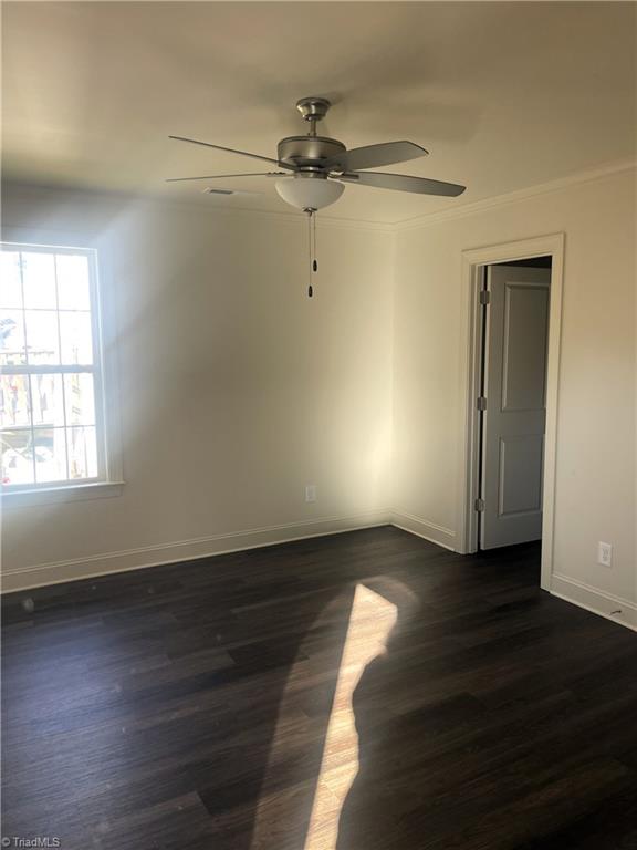 526 Whiteoak Street High Point, NC 27260 - Photo 12 of 24 Primary Bedroom