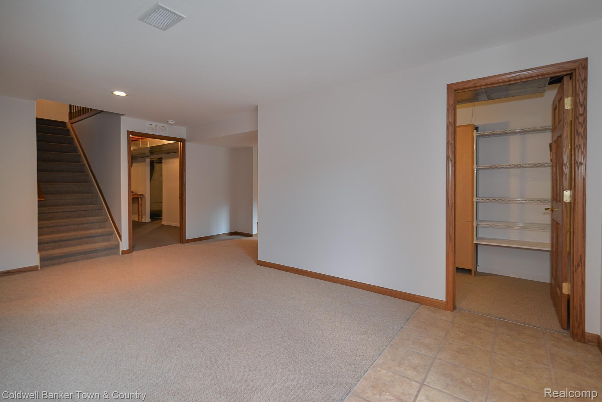 2319 East Coon Lake Road Howell, MI 48843 - Photo 23 of 31 DSC_5290.jpg