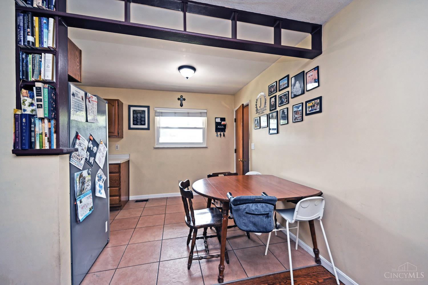 6910 Rutherford Court Cincinnati, OH 45239 - Photo 7 of 41 Gallery Image 7