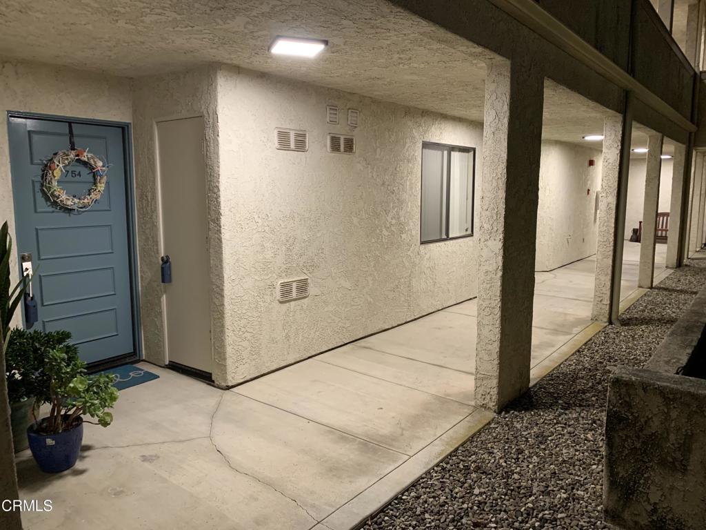 754 Island View Circle Port Hueneme, CA 93041 - Photo 2 of 67 a view of empty room