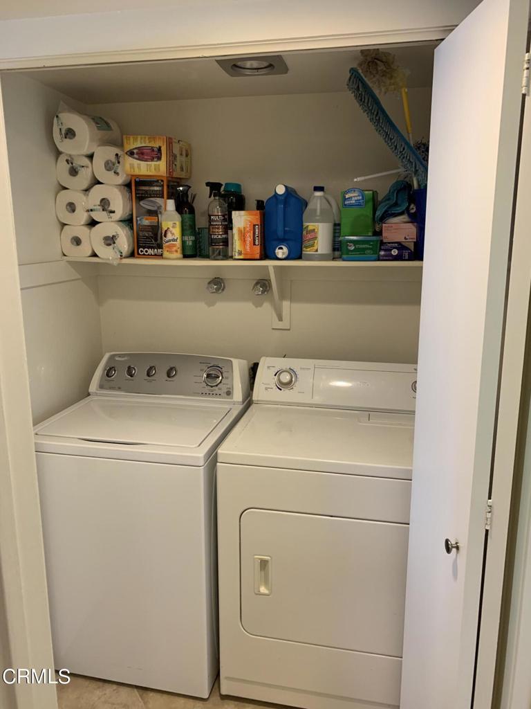 754 Island View Circle Port Hueneme, CA 93041 - Photo 42 of 67 a utility room with dryer and washer