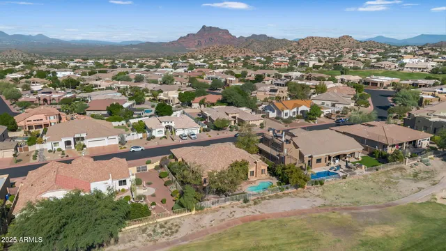 $900,000 | 4055 North Recker Road, Unit 18, Mesa, AZ 85215