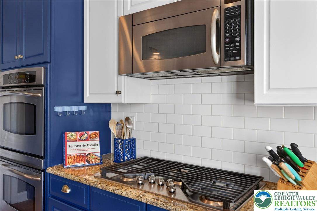 591 Rockbridge Road Nazareth, PA 18064 - Photo 12 of 73