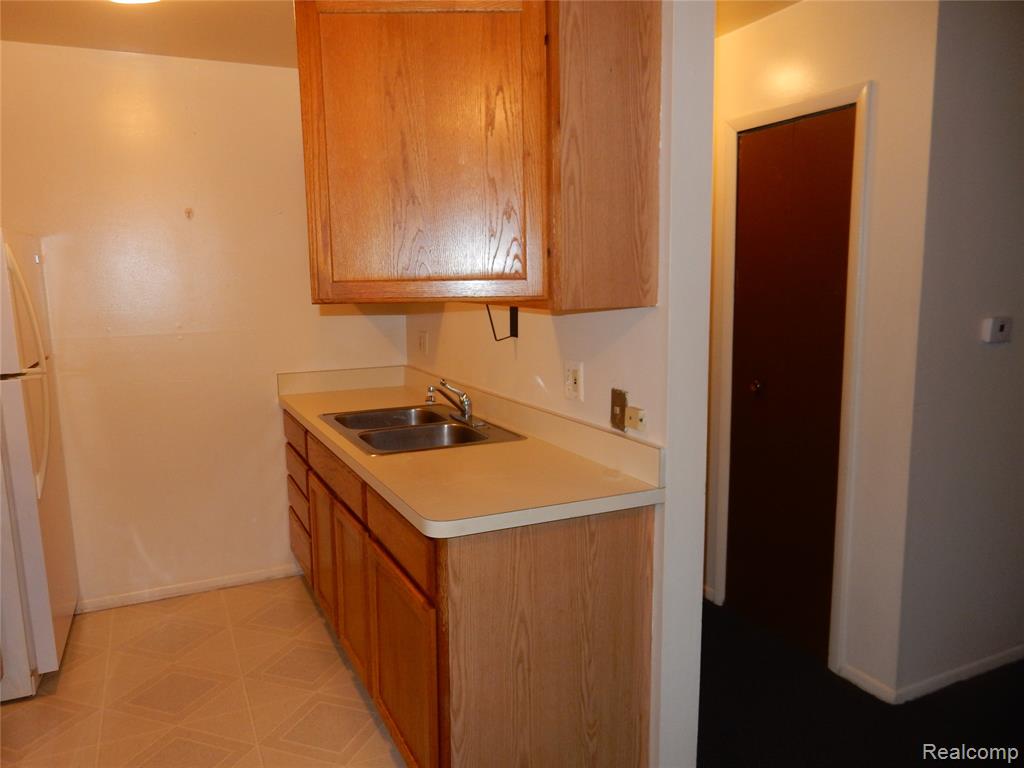 150 Arcola Street, Unit 3 Inkster, MI 48141 - Photo 4 of 15