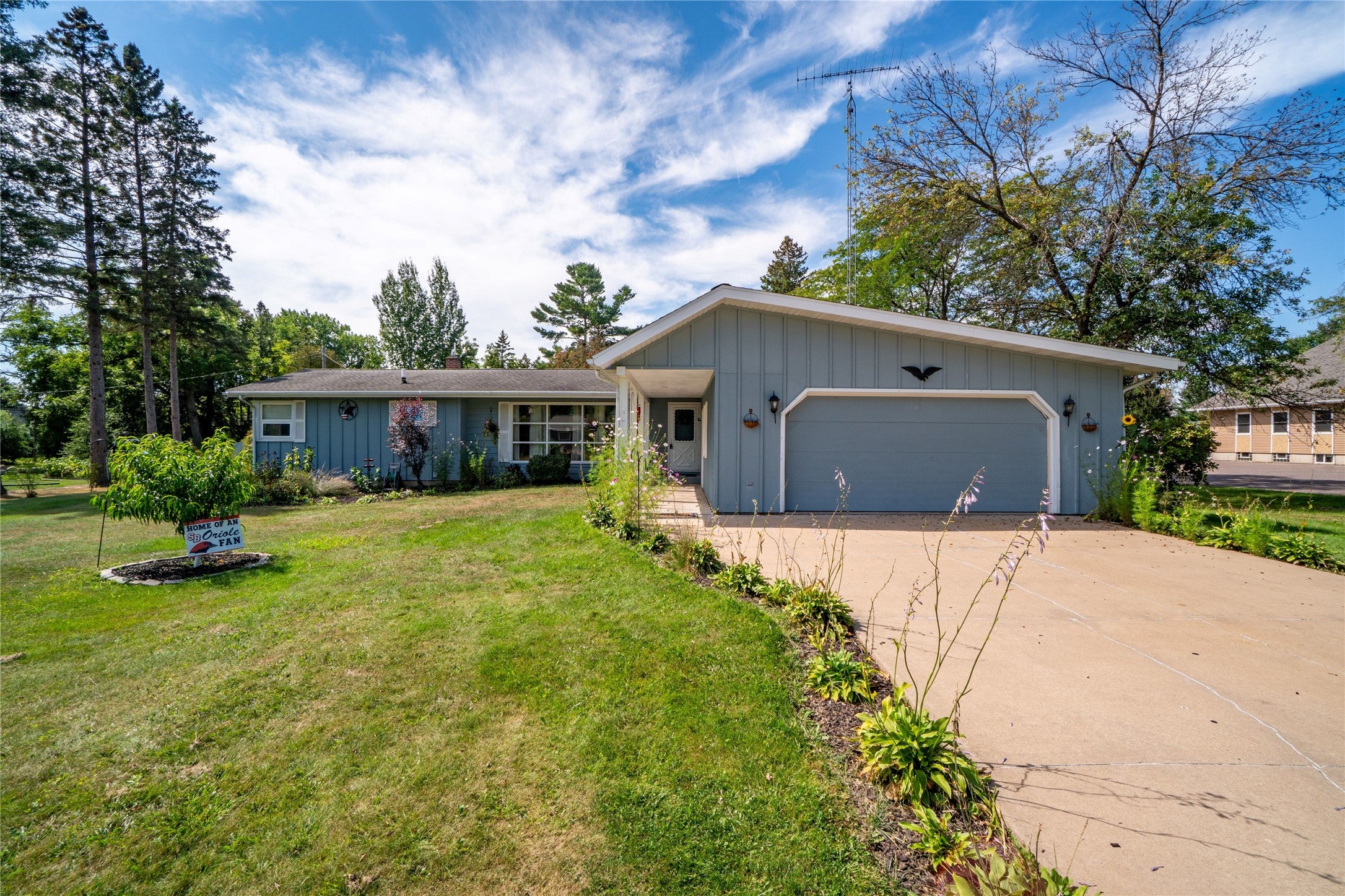 643 Madison Street Stanley, WI 54768 - Photo 1 of 40 Gallery Image 1