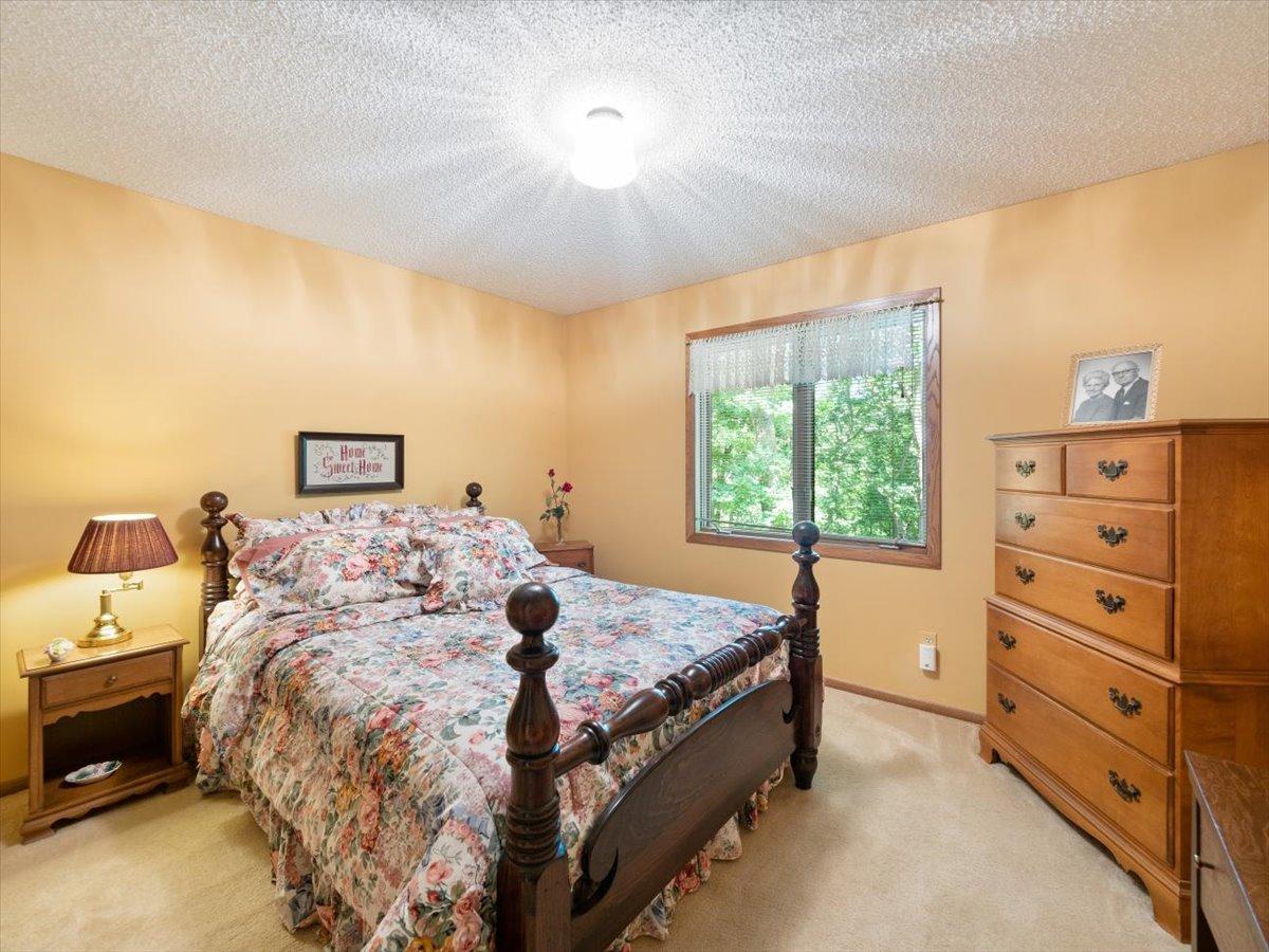 2501 Crescent Ridge Road Minnetonka, MN 55305 - Photo 30 of 50 Gallery Image 30