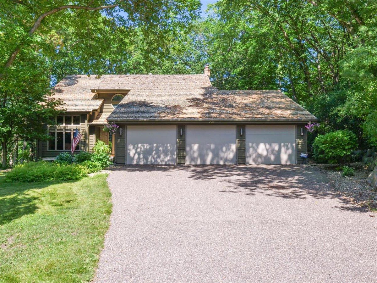 2501 Crescent Ridge Road Minnetonka, MN 55305 - Photo 50 of 50 Gallery Image 50