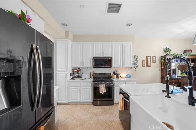 $480,000 | 3874 Polk Street, Unit D, Riverside, CA 92505