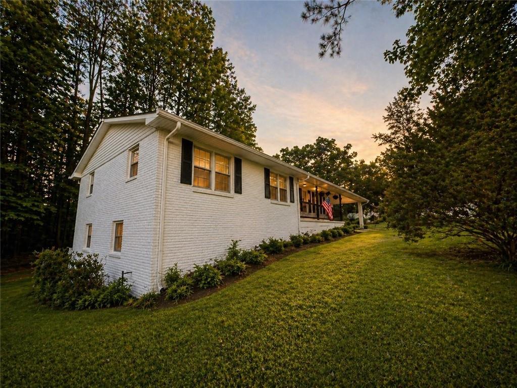 640 Smithstone Road Southeast Marietta, GA 30067 - Photo 2 of 17