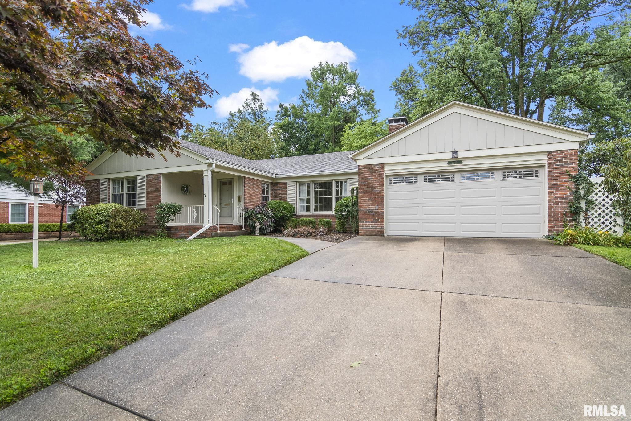 2142 Huntleigh Road Springfield, IL 62704 - Photo 1 of 42