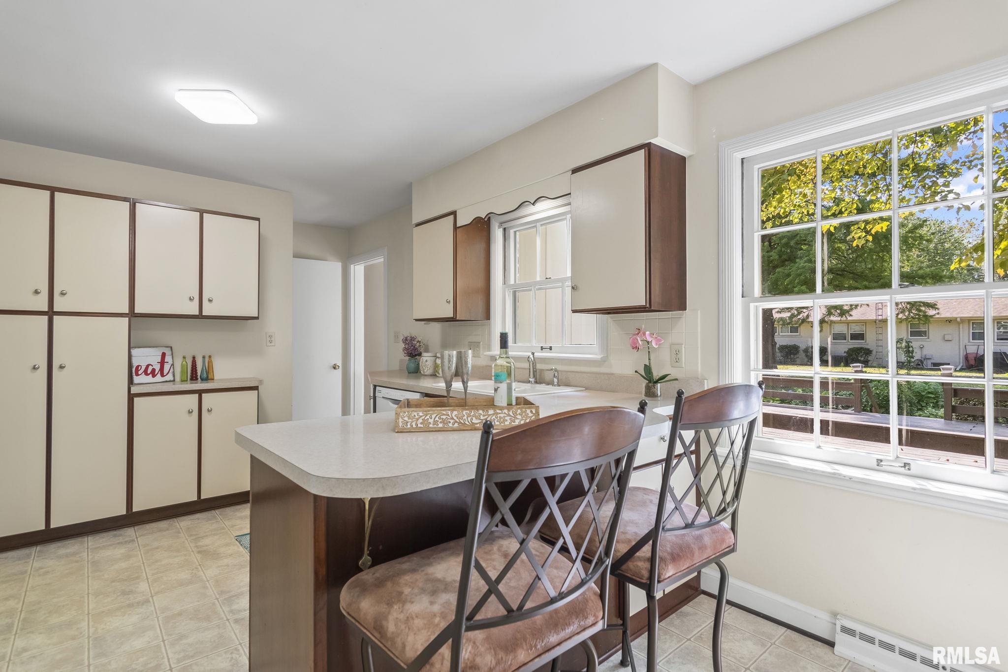 2142 Huntleigh Road Springfield, IL 62704 - Photo 17 of 42
